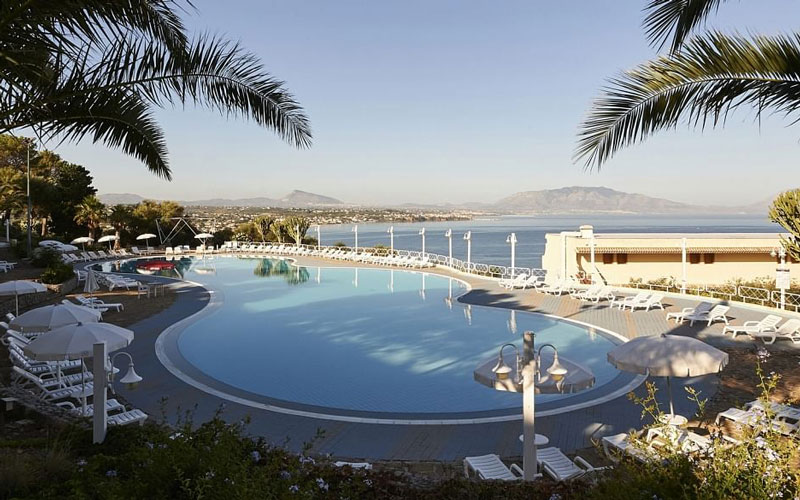 CDSHOTEL TERRASINI 4*